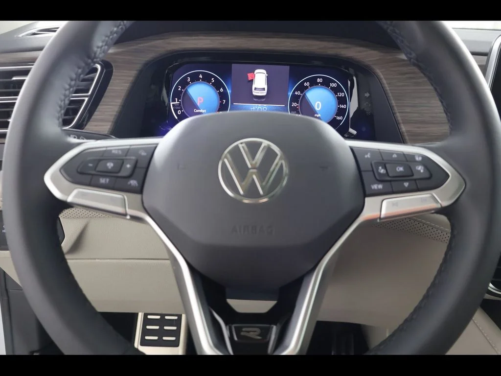 New 2026 White/off-white Volkswagen 2.0T SEL Premium R-Line image 22