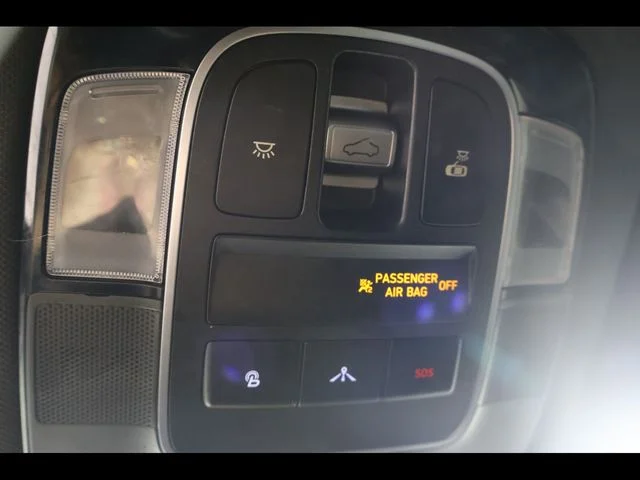 Used 2021 Black Hyundai SEL Plus image 19