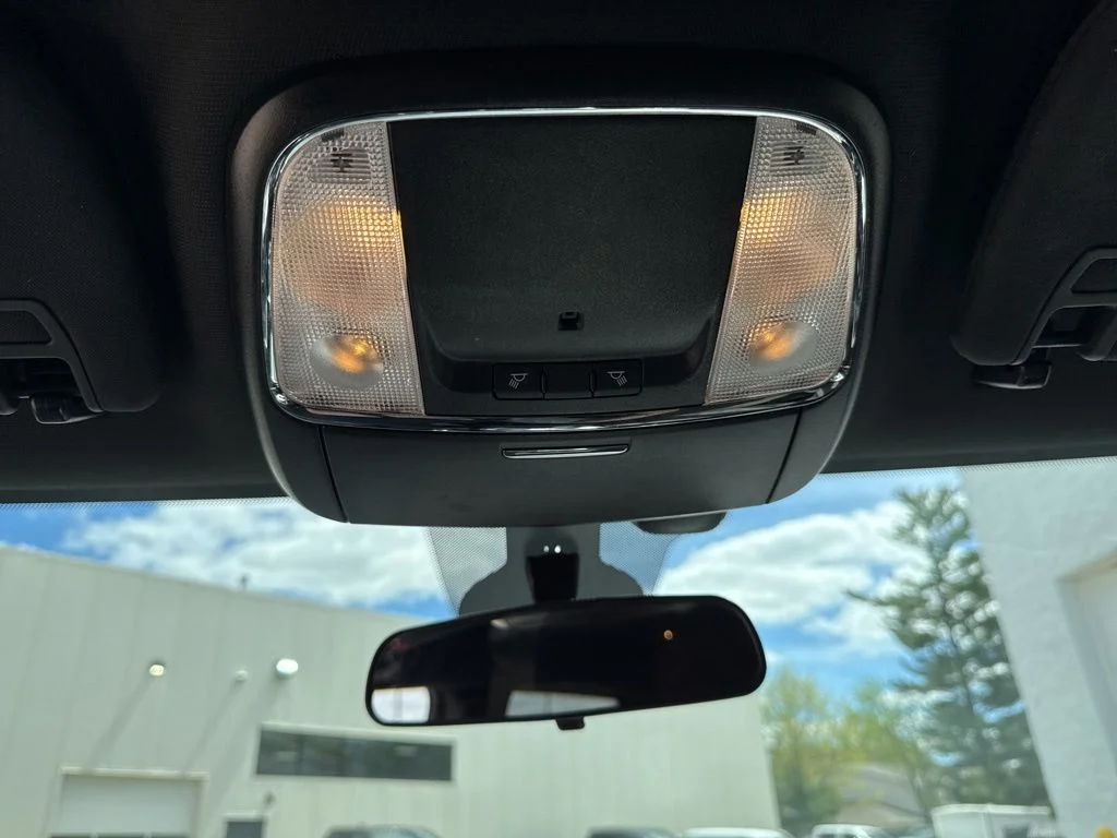 Used 2020 Bright White Clearcoat Jeep Laredo image 27