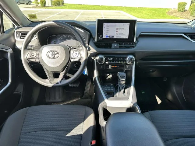 Used 2023 Ice Toyota LE image 13