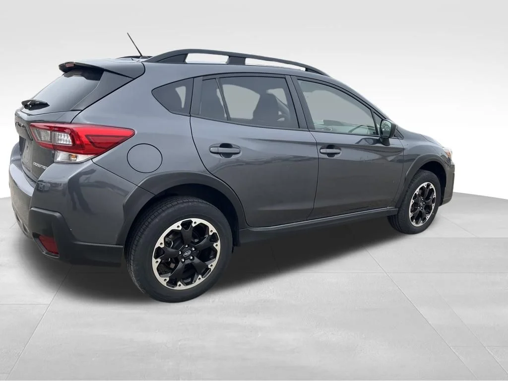 Used 2023 Gray Subaru Base image 38