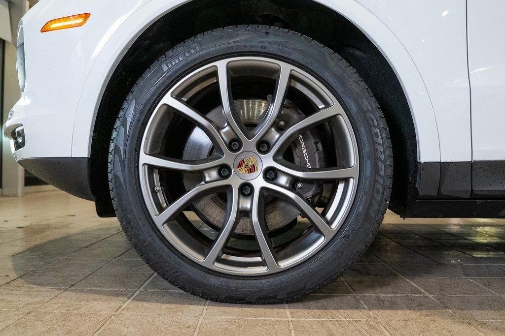 Used 2023 White Porsche Platinum Edition image 11