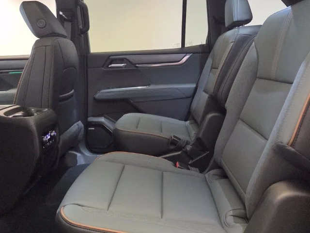 New 2027 Sterling Metallic GMC AT4 image 6
