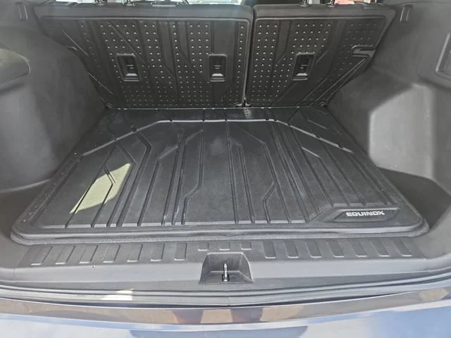 Used 2022 IRON GRAY METALLIC Chevrolet LT image 23