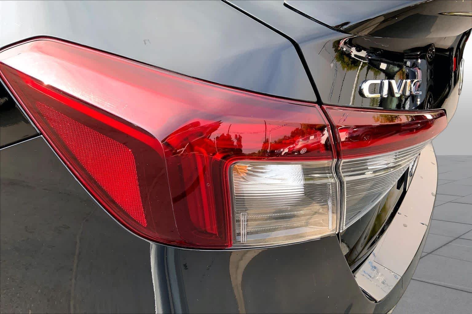 Used 2025 Crystal Black Pearl Honda  image 25