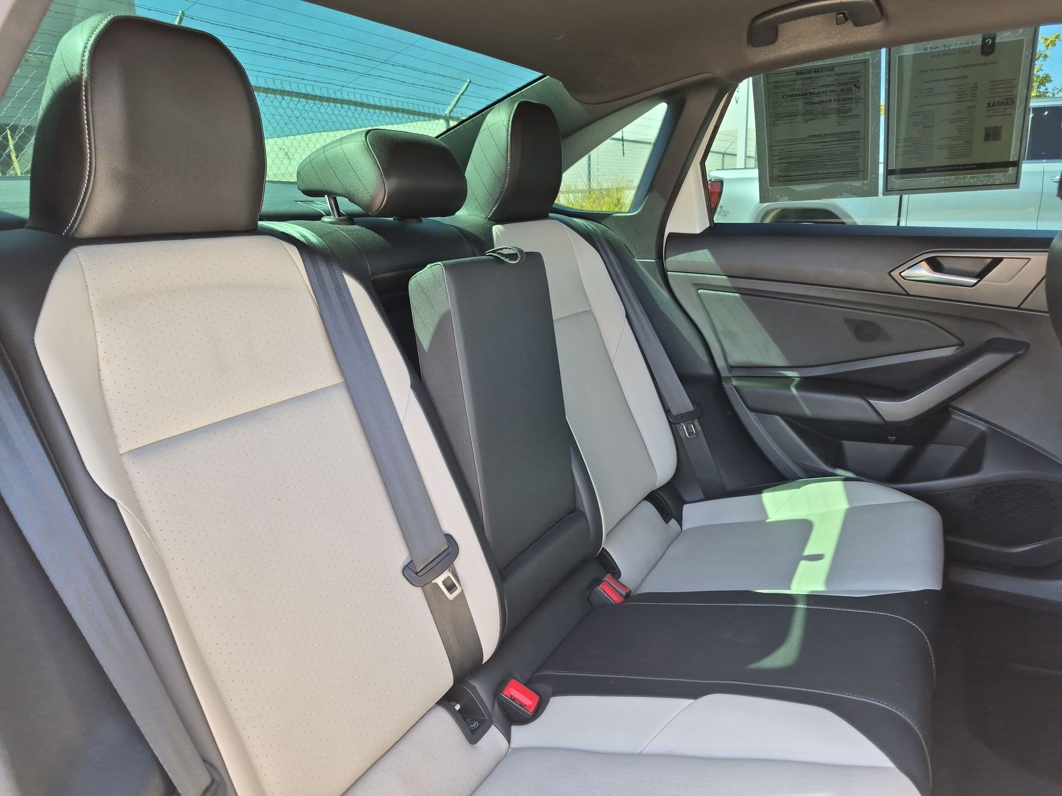 Used 2020 Pure White Volkswagen R-Line image 26