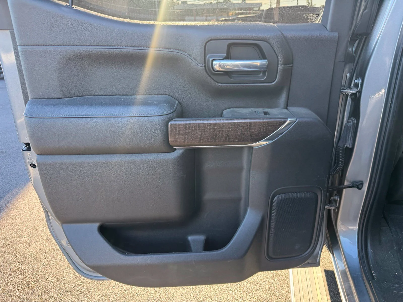 Used 2021 Gray GMC Denali image 23