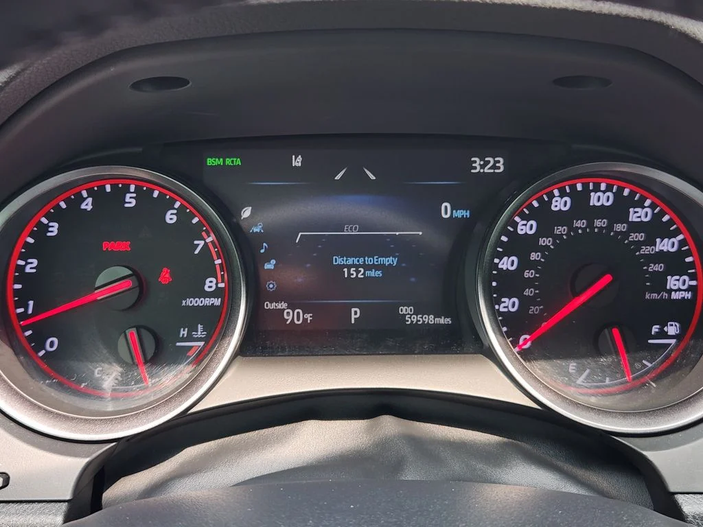 Used 2022 Wind Chill Pearl Toyota XSE image 18
