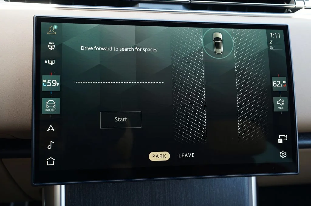New 2026 Carpathian Grey Land Rover SE image 22