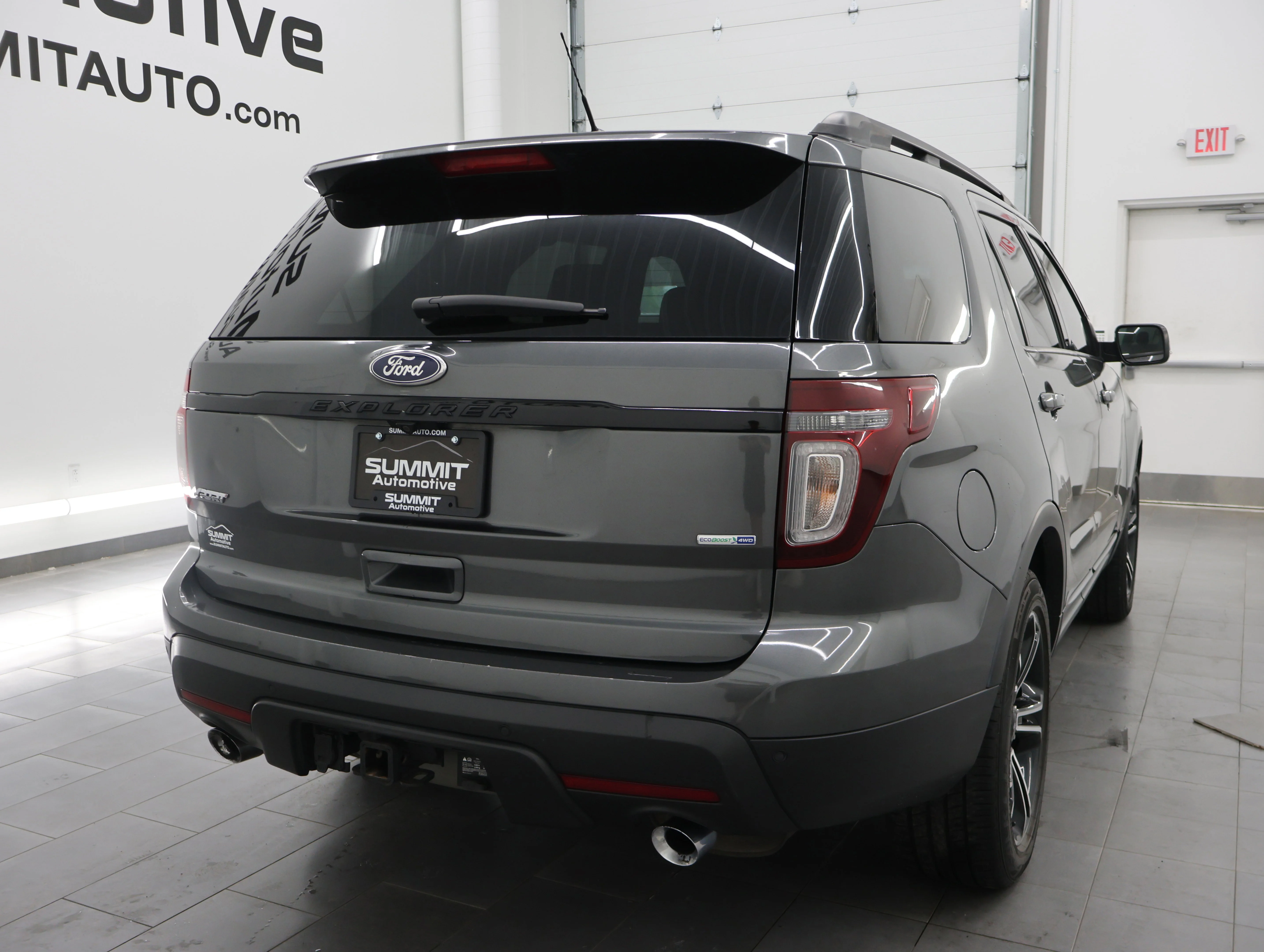 Used 2015 Magnetic Metallic Ford Sport image 4
