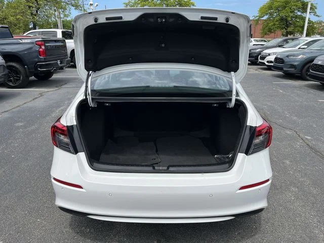 Used 2024 White Honda Touring image 22
