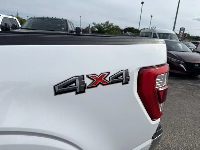Used 2023 White Ford Lariat image 15