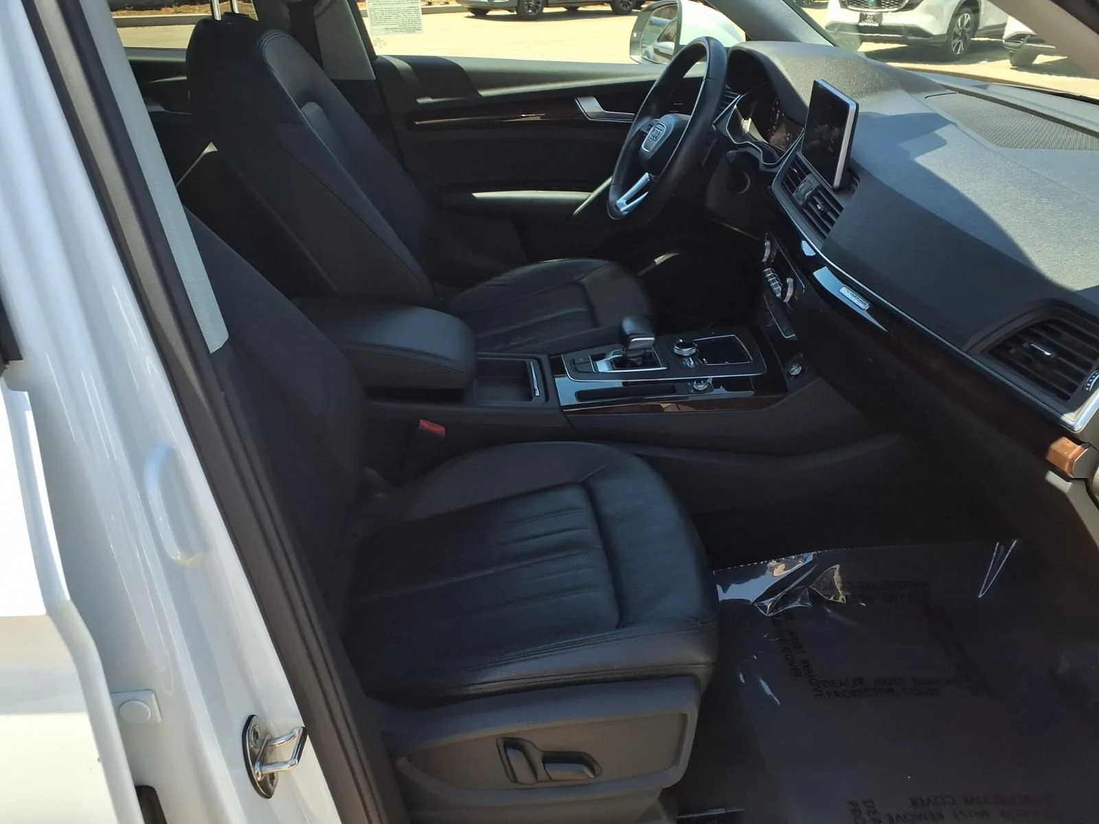Used 2018 White Audi 2.0T image 23