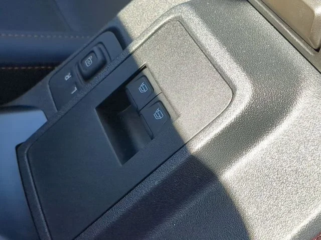Used 2022 Green Ford Badlands image 13
