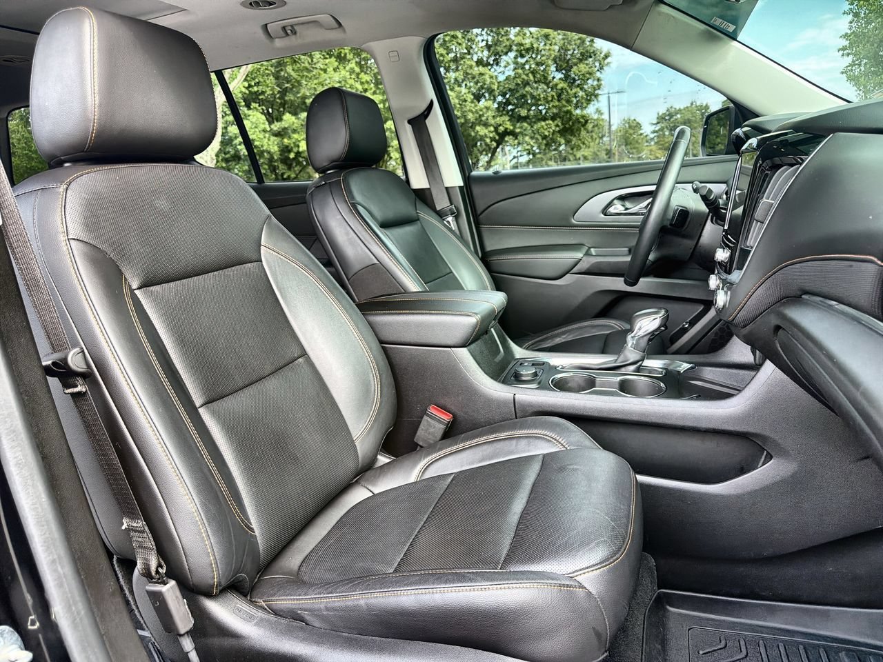 Used 2021 MOSAIC BLACK METALLIC Chevrolet Premier image 23