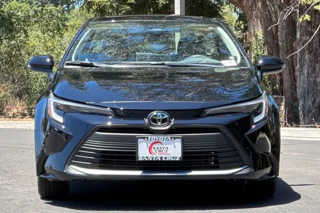 New 2026 Midnight Black Metallic Toyota  XLE image 9