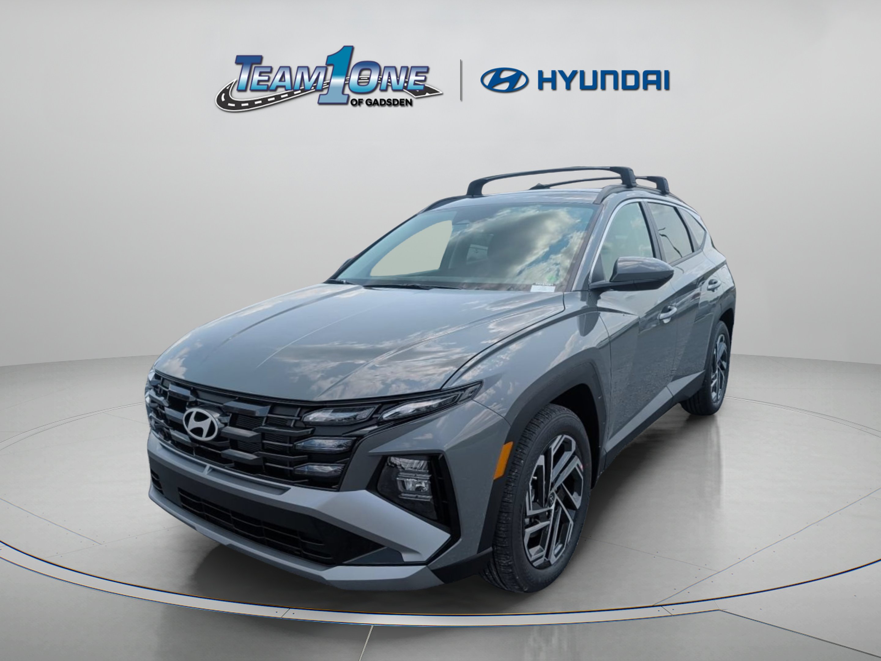 New 2026 Hampton Gray Hyundai SEL Plus image 4