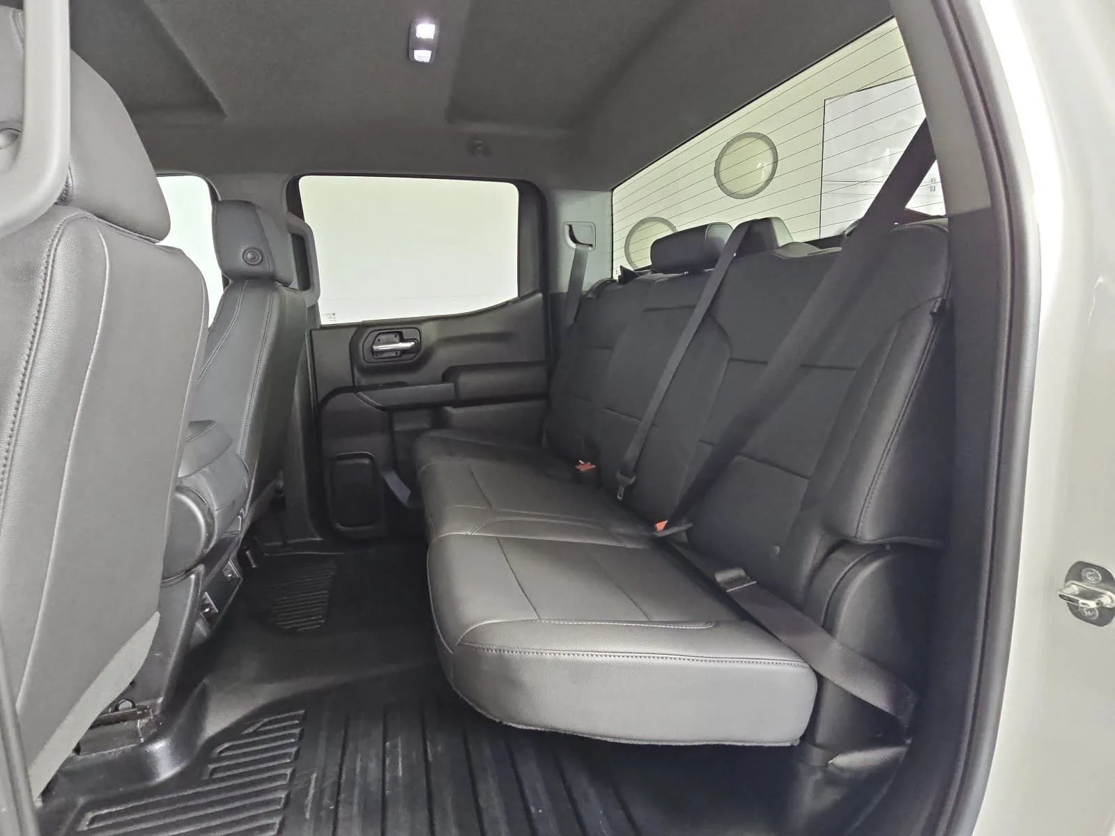 Used 2023 White Chevrolet WT image 12