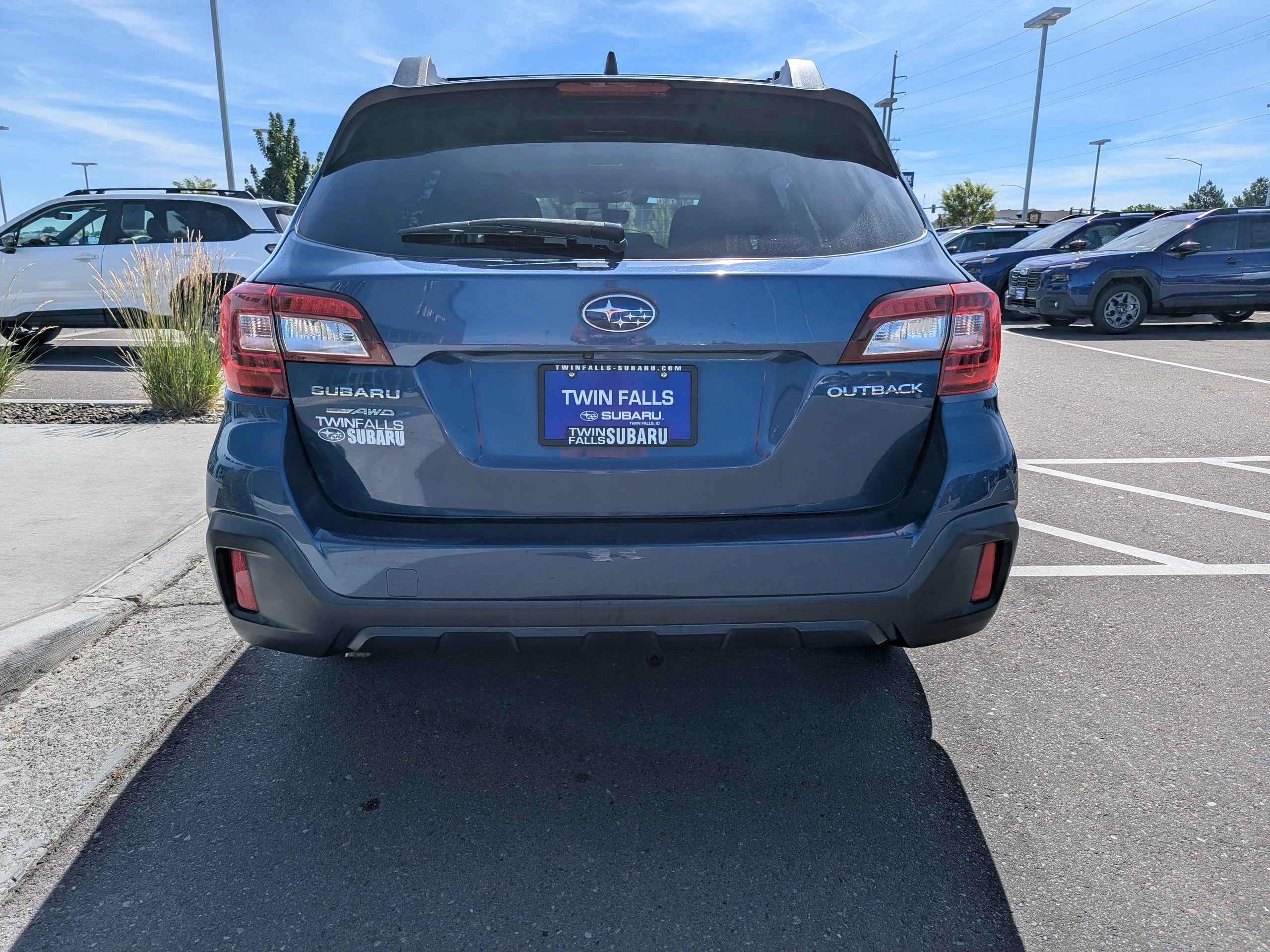 Used 2019 Abyss Blue Pearl Subaru Premium image 8