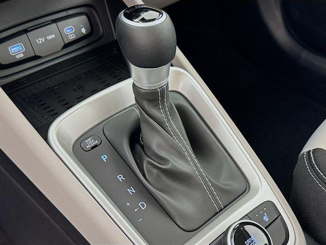 New 2026 Black Hyundai SEL image 25