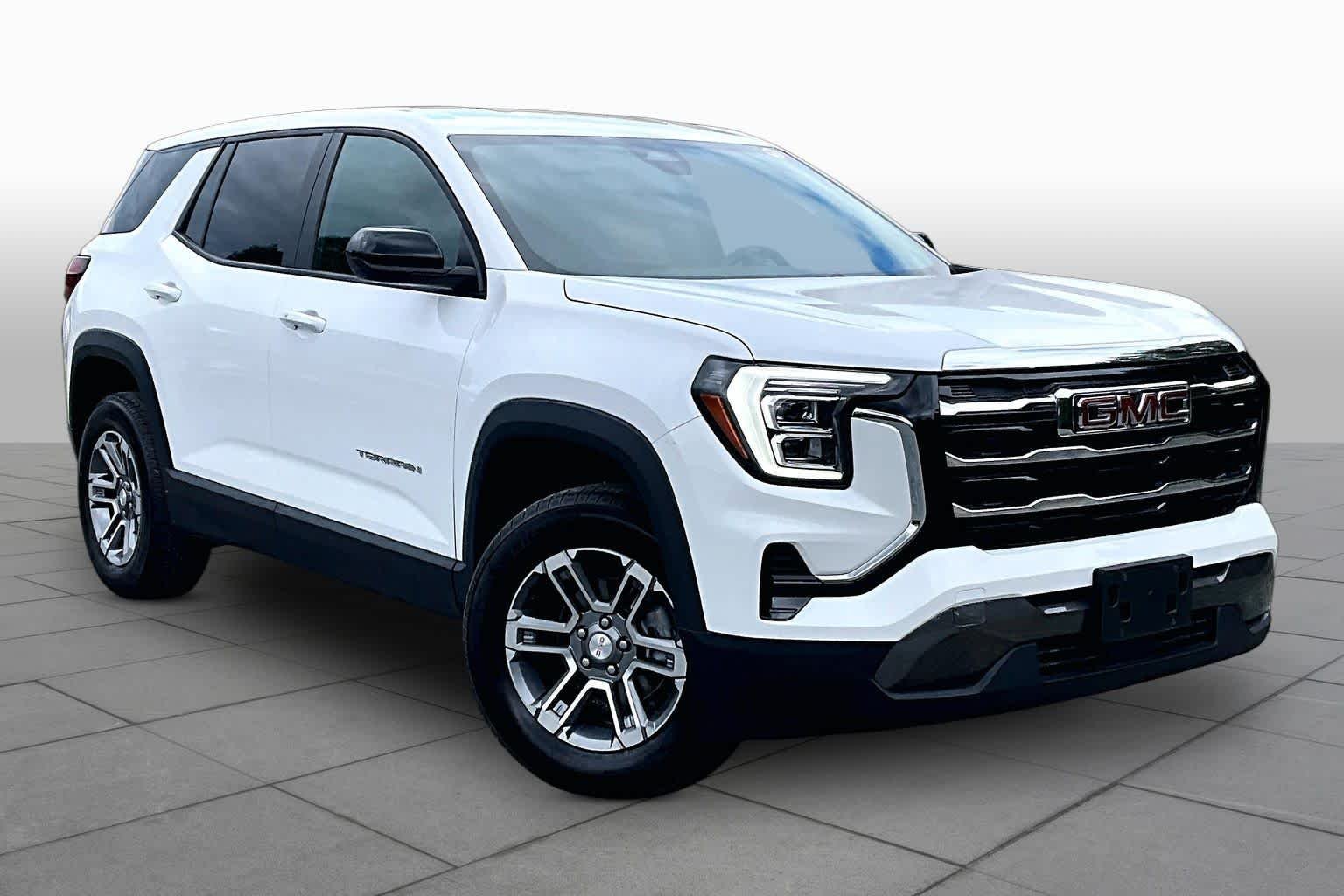 Used 2026 Summit White GMC AWD Elevation image 3