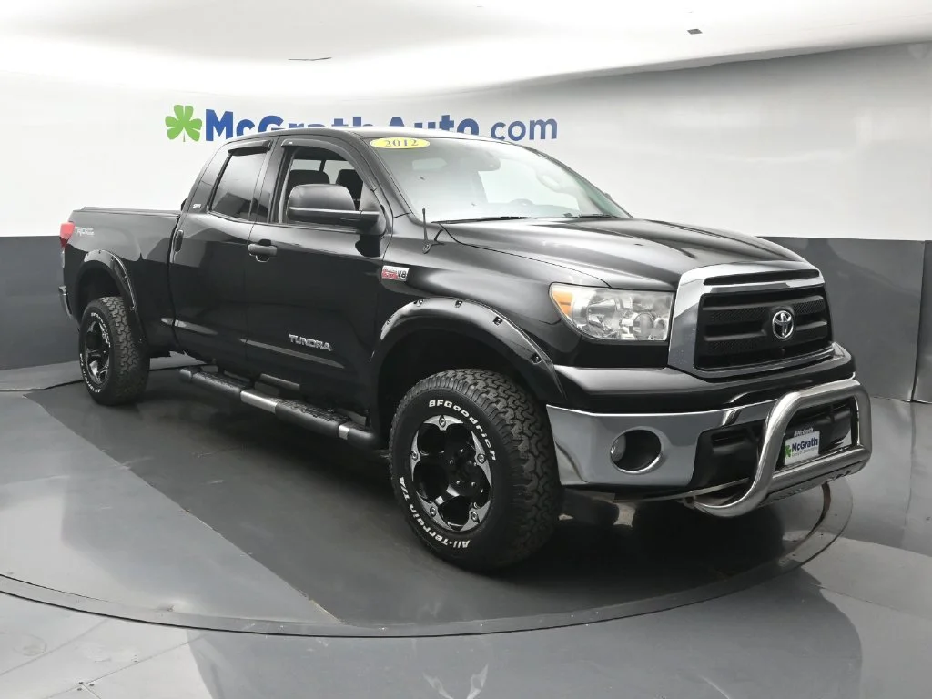 Used 2012 Black Toyota Grade image 2