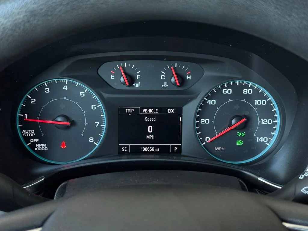 Used 2021 SUMMIT WHITE Chevrolet LS image 29