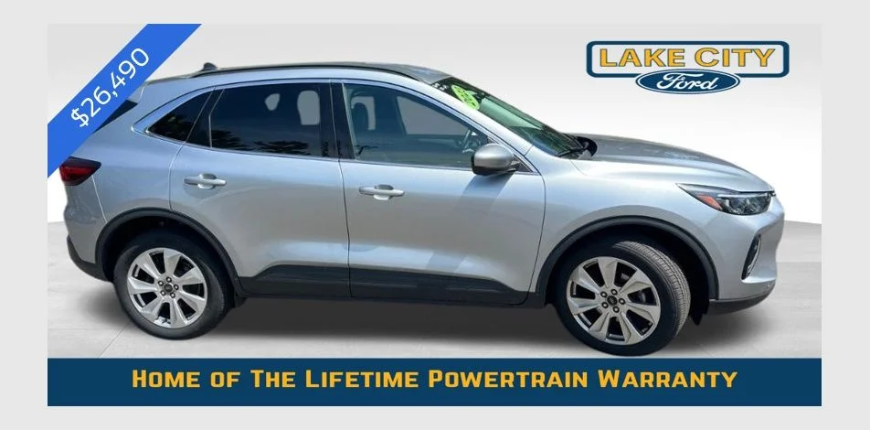 2023 Ford Escape Platinum AWD's photo