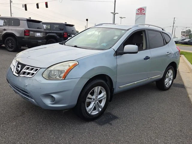 Used 2013 Blue Nissan S image 3