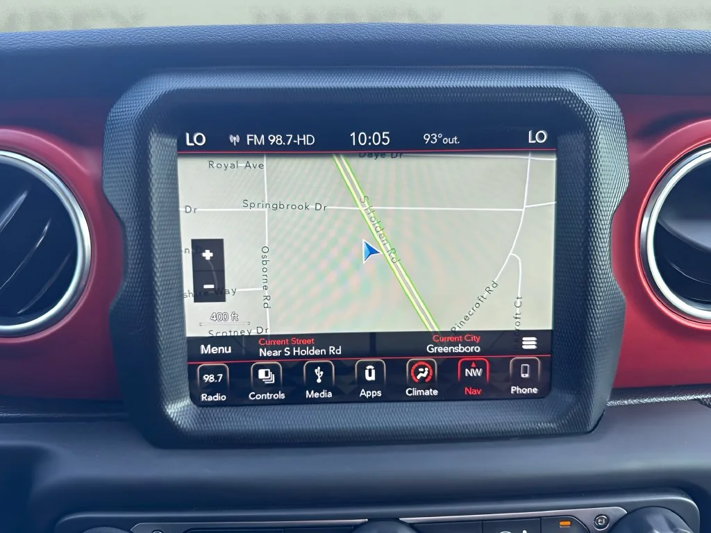 Used 2018 White Jeep Unlimited Rubicon image 16