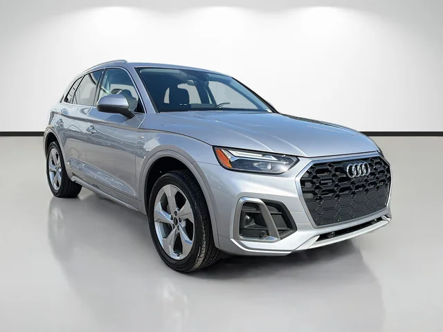 2022 Audi Q5 S line Premium Plus