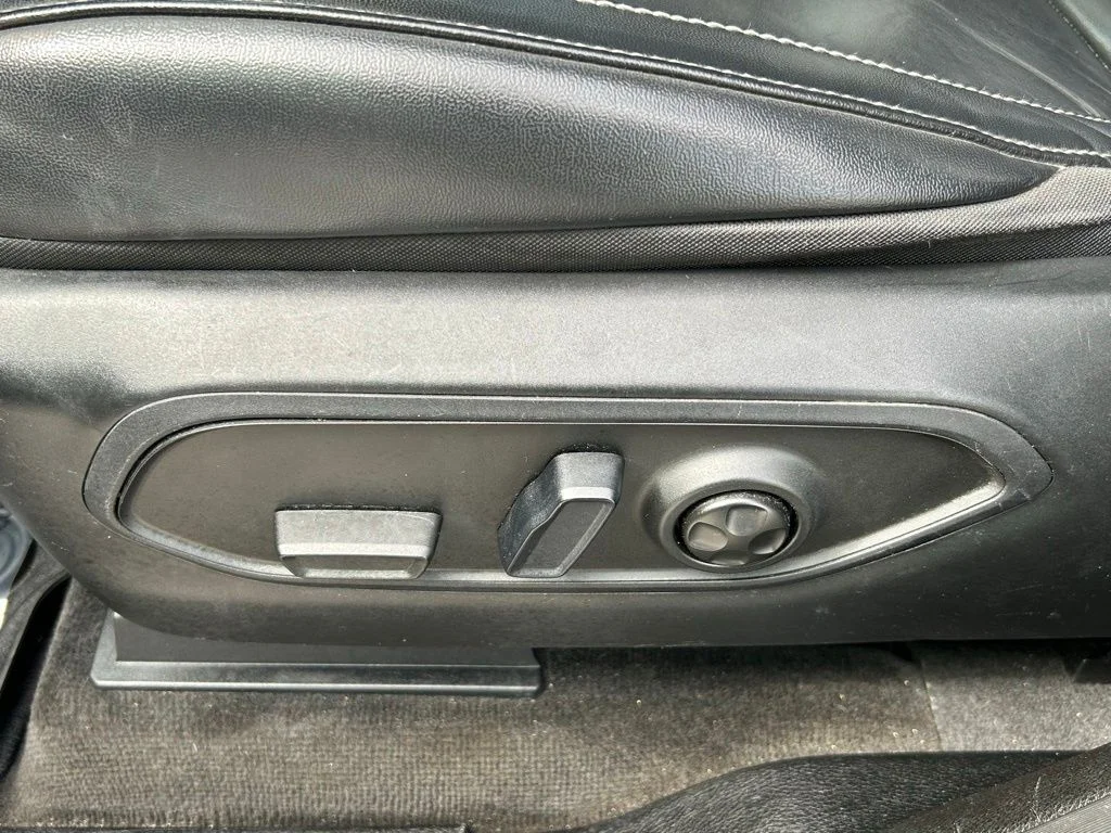 Certified Used 2021 Black Jeep Limited image 18