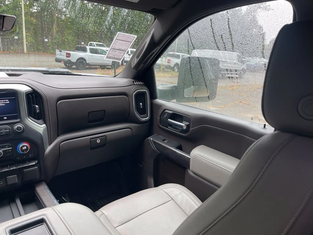 Certified Used 2020 Silver Ice Metallic Chevrolet LTZ image 17
