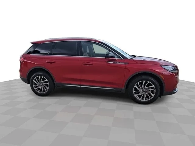 Certified Used 2021 Red Carpet Lincoln Standard image 9
