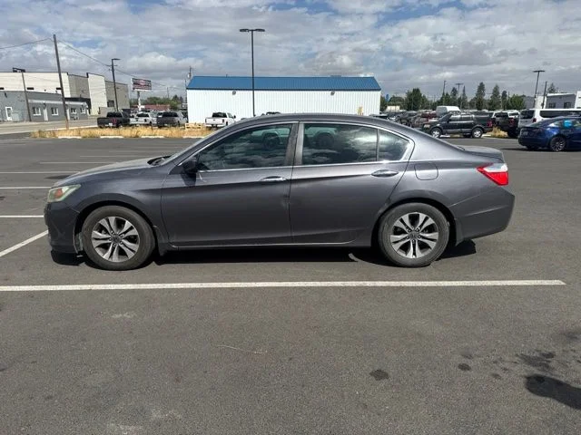 Used 2015 Modern Steel Metallic Honda LX image 10