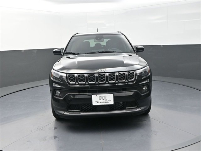 2026 Jeep Compass Latitude Altitude photo 2