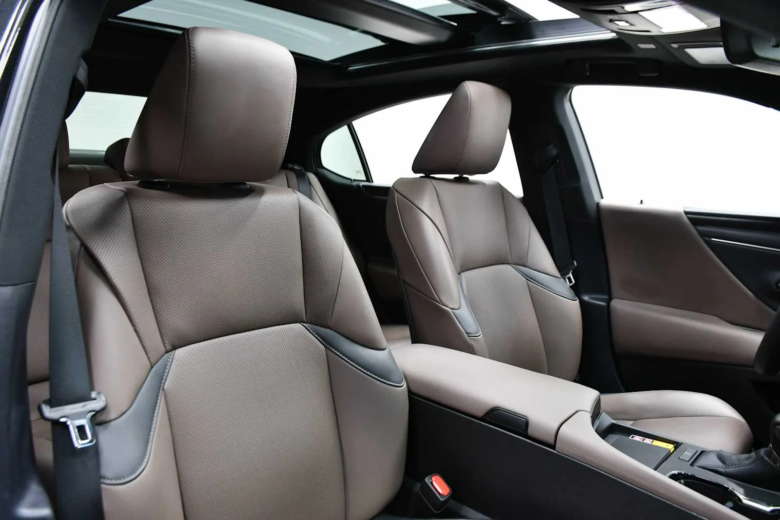 Certified Used 2025 CAVIAR Lexus  image 24