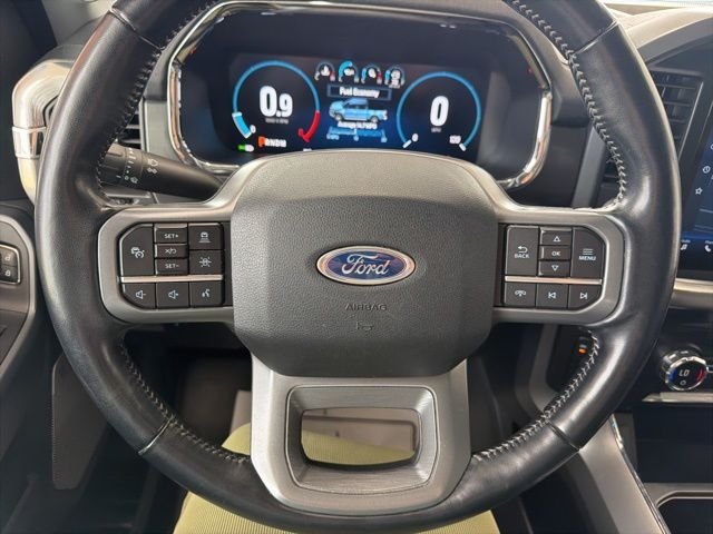 Used 2021 Antimatter Blue Metallic Ford Lariat image 31