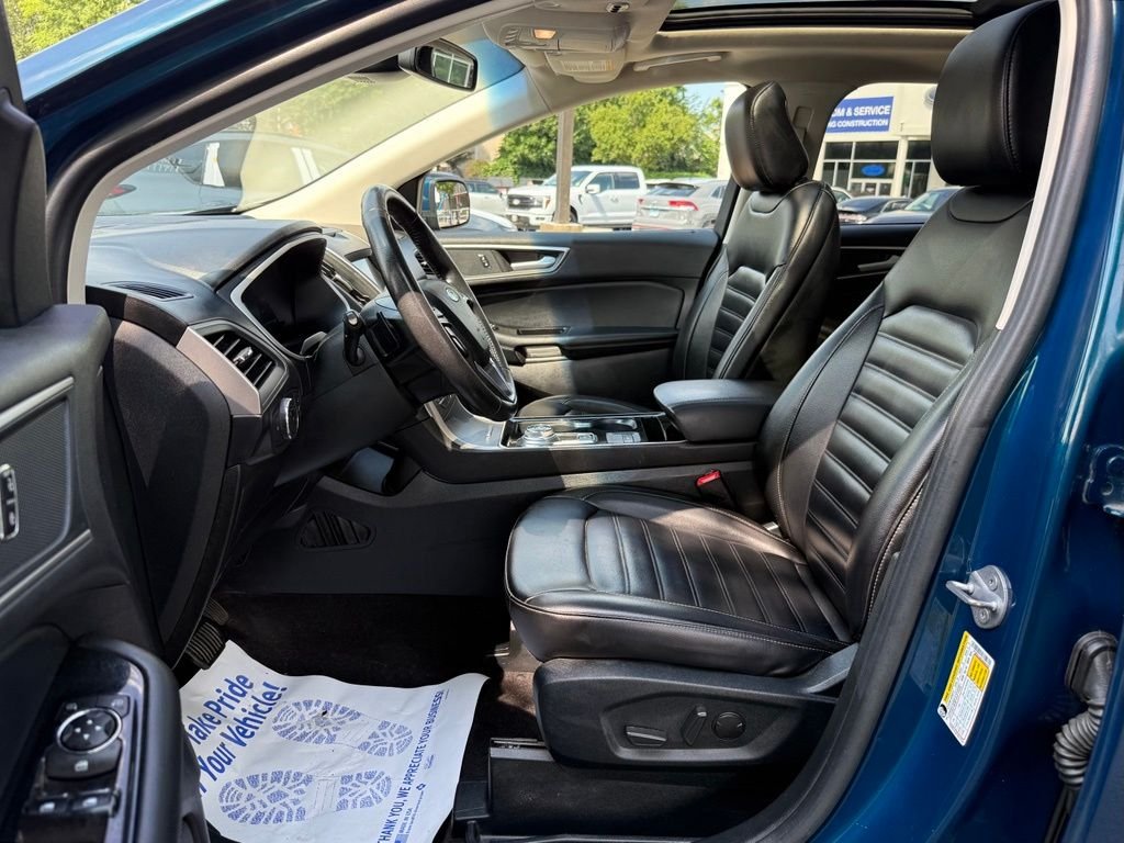 Used 2020 Green Ford SEL image 22