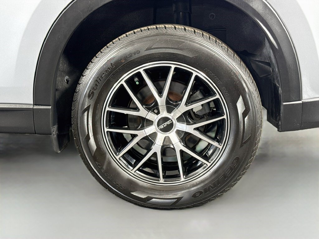 Used 2019 Sonic Silver Metallic Mazda Sport image 33