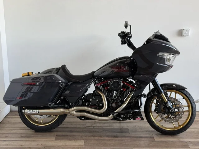 2026 Harley-Davidson® FLTRXSTSE - CVO™ Road Glide® ST 