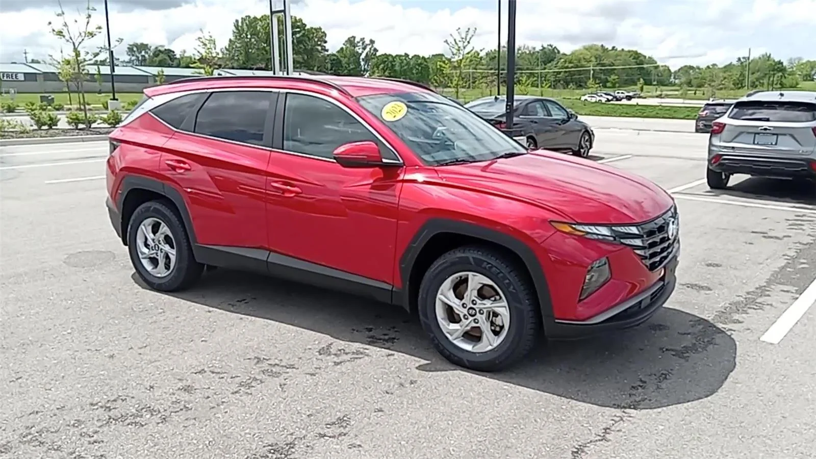 Used 2023 Hyundai Tucson SEL with VIN 5NMJBCAEXPH193410 for sale in Kansas City