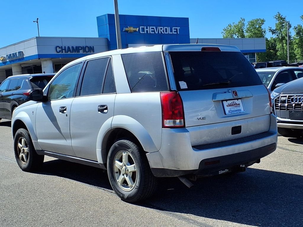 Used 2007 Silver Saturn Base image 6