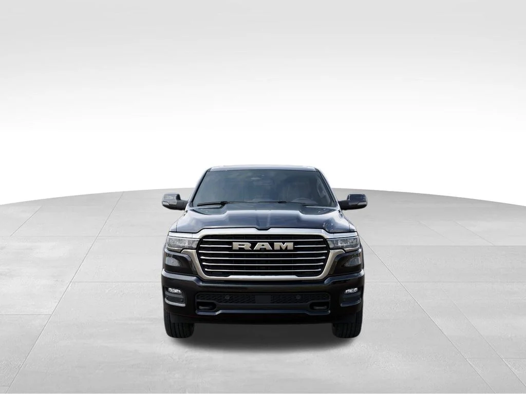 New 2026 Diamond Black Crystal Pearl-Coat Exterior Paint RAM Laramie image 7