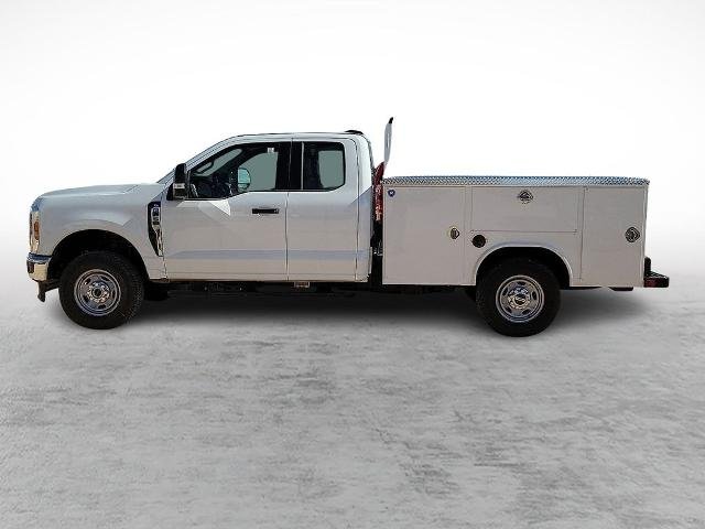New 2026 Oxford White Ford F-250® XL image 31