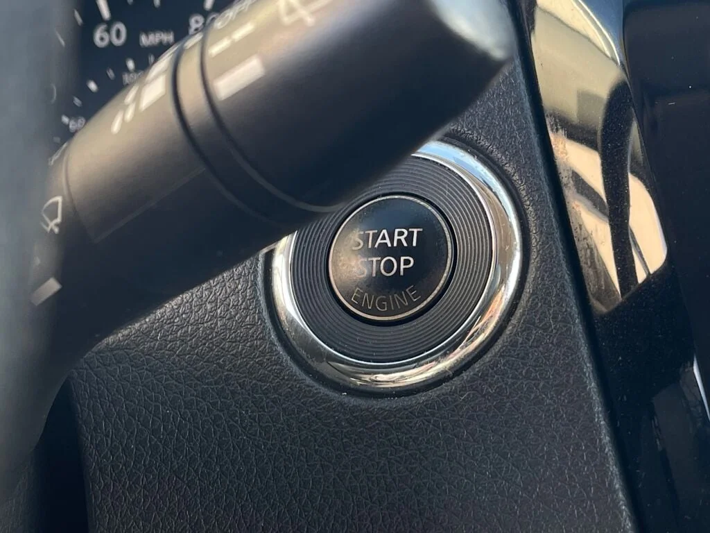 Used 2017 Brilliant Silver Nissan SV image 17