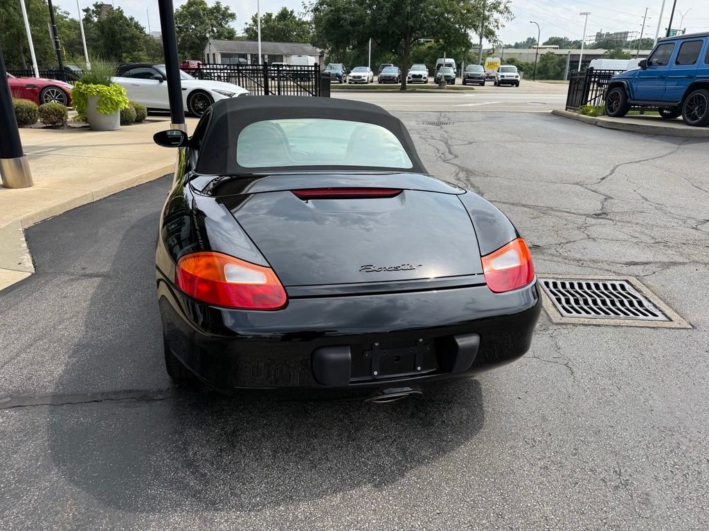 Used 1999  Porsche Base image 5