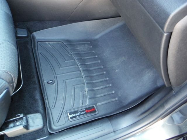 Used 2023 Gray Hyundai SE image 25
