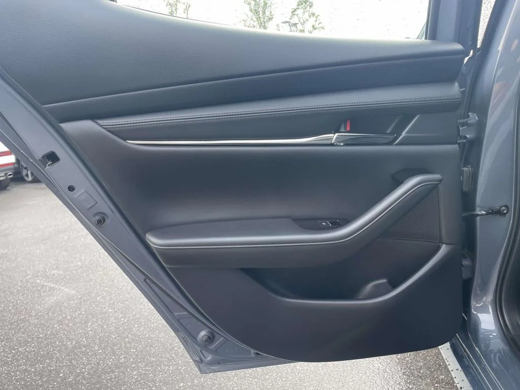 2023 Mazda Mazda3 Turbo - Photo 4