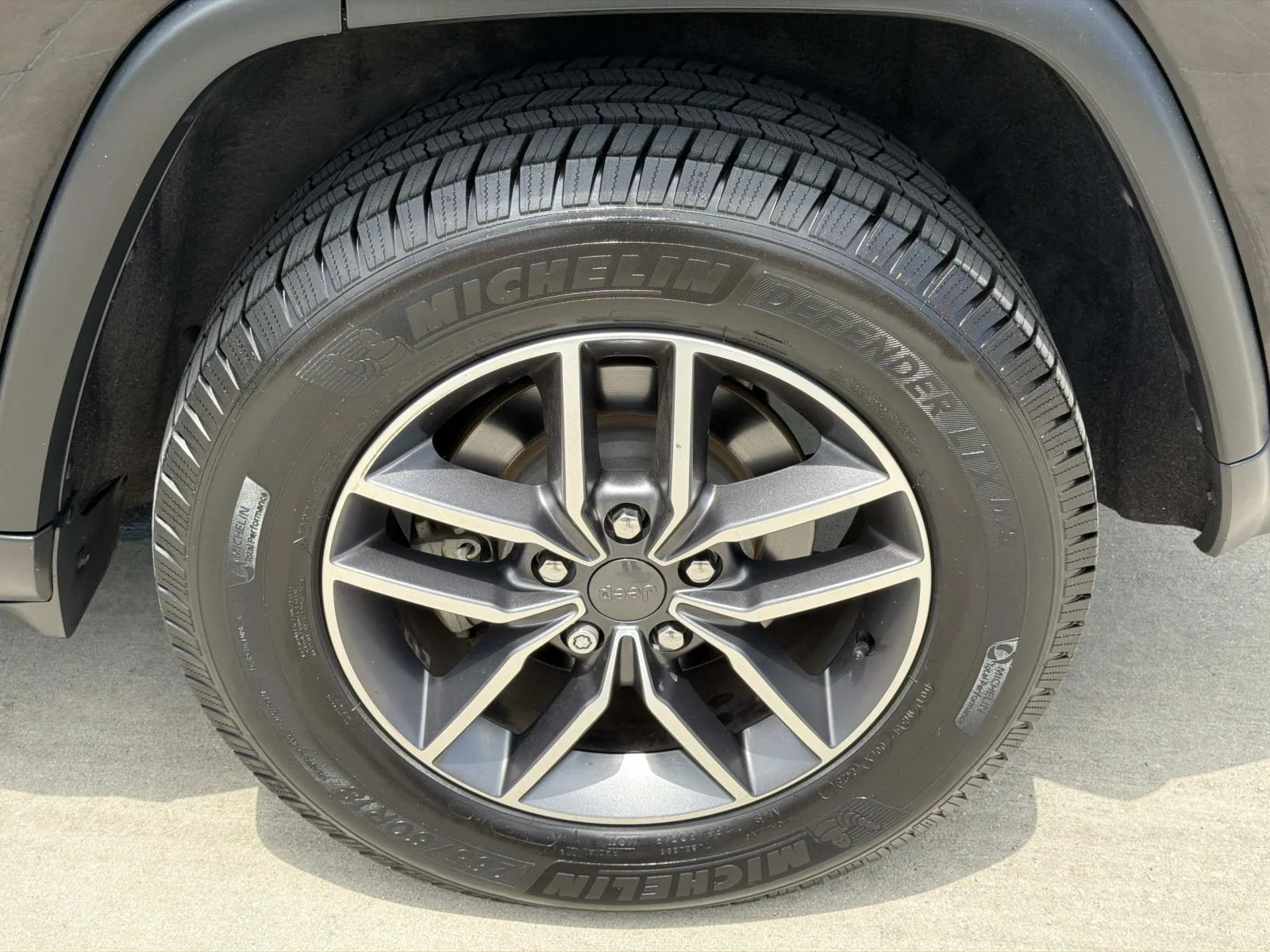 Used 2020 Black Jeep Limited 4x2 image 4